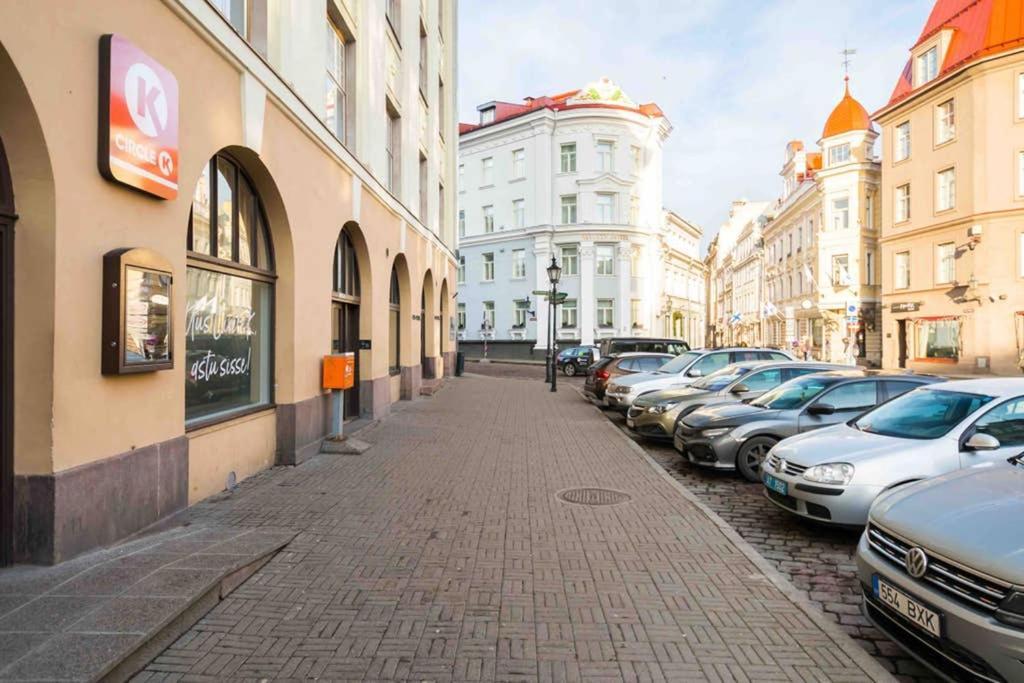 Apartment Location, Beautiful And Quiet Old Town Apt. *