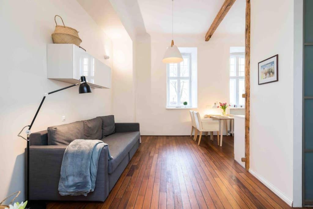 Location, Beautiful And Quiet Old Town Apt. Tallinn